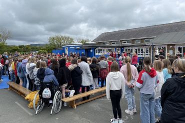 Peel Clothworkers' School